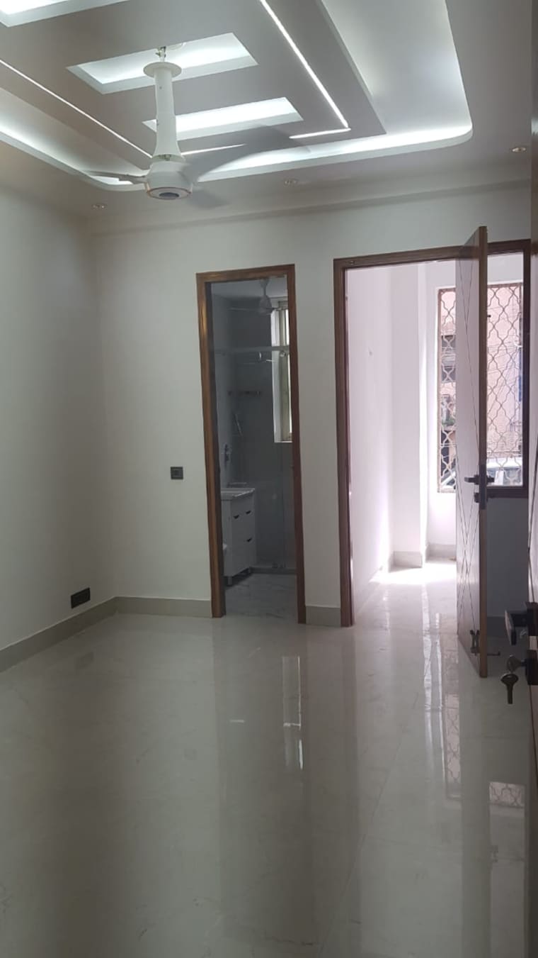 Room, kalkaji 3 Bedroom 1800 Sq.Ft. Builder Floor In Kalkaji Delhi 9272994