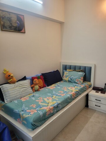 1 BHK Apartment For Rent in Lodha Amara, Kolshet Road