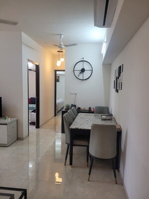 1.5 BHK Apartment For Rent in Lodha Splendora, Ghodbunder Road