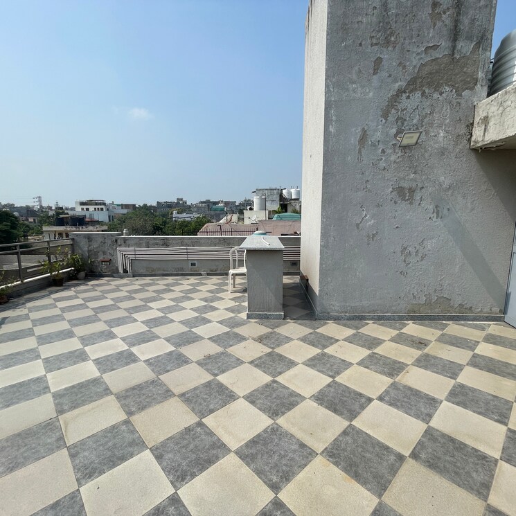Balcony, kalkaji 3 Bedroom 1600 Sq.Ft. Builder Floor In Kalkaji Delhi 9273011
