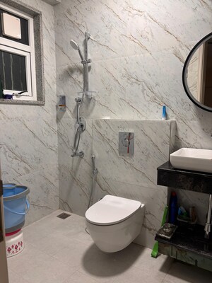 Bathroom in 1 BHK Apartment at Sector 19 Dwarka – for Rent