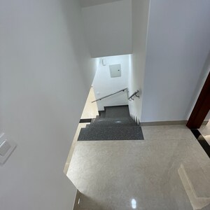 Room in 4 BHK Apartment at Kalkaji – for Sale