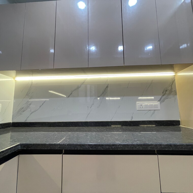 Kitchen, kalkaji 4 Bedroom 2200 Sq.Ft. Apartment In Kalkaji Delhi 9273038