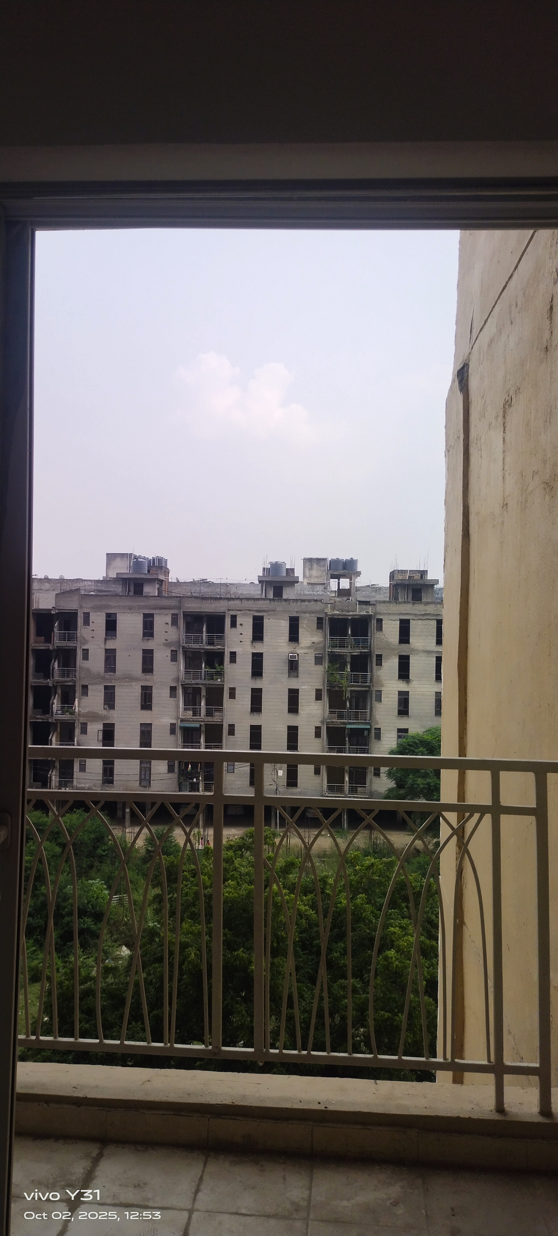2 BHK Apartment For Rent in Mahagun Mywoods