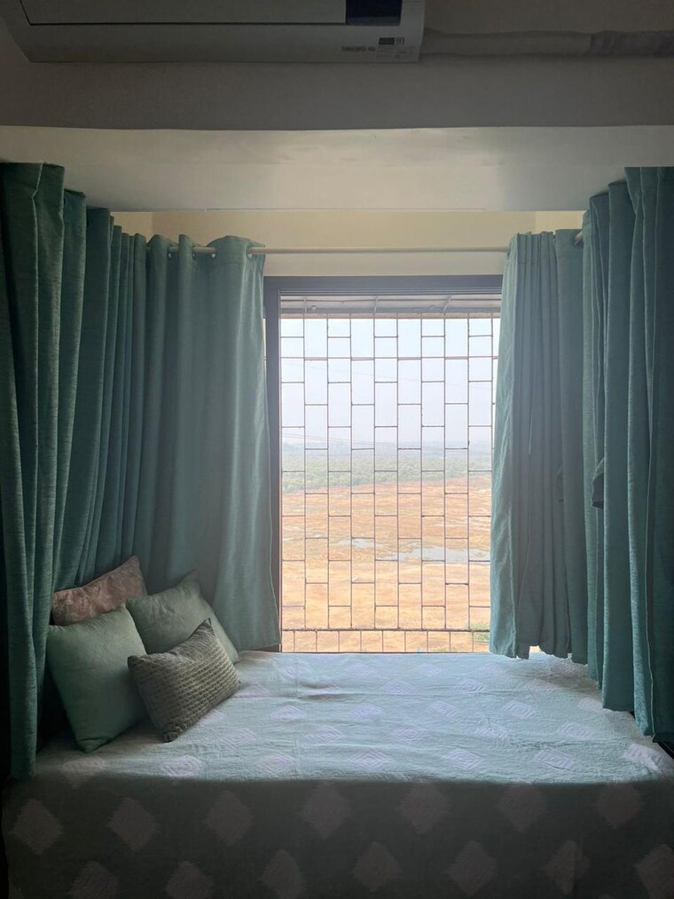 Living Room, movie-tower 2 Bedroom 750 Sq.Ft. Apartment In Andheri West Mumbai 9273040