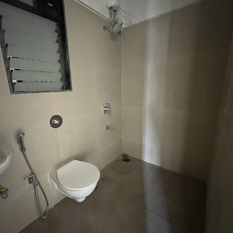 Bathroom, malad east 2 Bedroom 685 Sq.Ft. Apartment In Malad East Mumbai 9273049