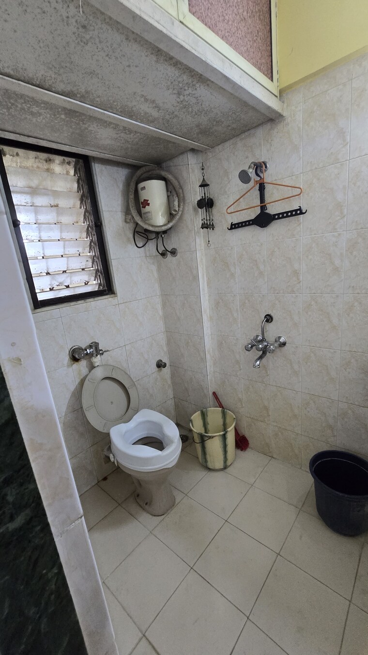 Attached Bathroom, shanti nagar 2 Bedroom 650 Sq.Ft. Apartment In Shanti Nagar Mumbai 9273101