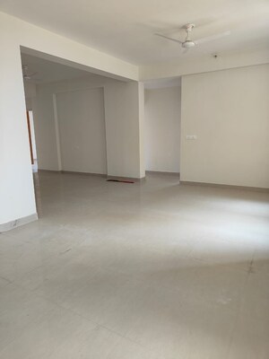 3 BHK Apartment For Rent in DLF The Skycourt, Sector 86