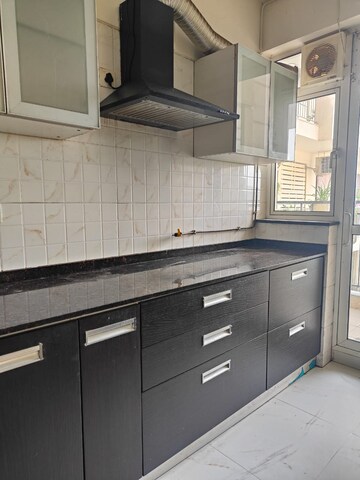 Kitchen in 3.5 BHK Builder Floor at SS Linden, Sector 84 – for Rent