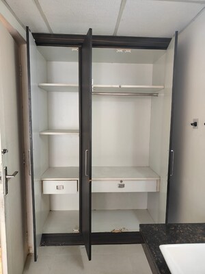 Furnished Amenities in 3.5 BHK Builder Floor at SS Linden, Sector 84 – for Rent