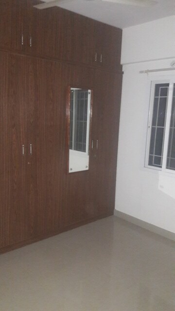 Room in 2.5 BHK Apartment at Innovative Aspen Woods, Bannerghatta Road – for Rent