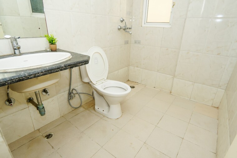 Bathroom, mapsko-royale-ville 3 Bedroom 1790 Sq.Ft. Apartment In Sector 82 Gurgaon 9273139