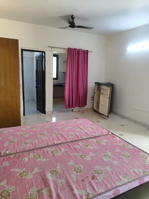 Bedroom in 1 RK Villa at RWA Apartments Sector 30, Sector 30 – for Rent