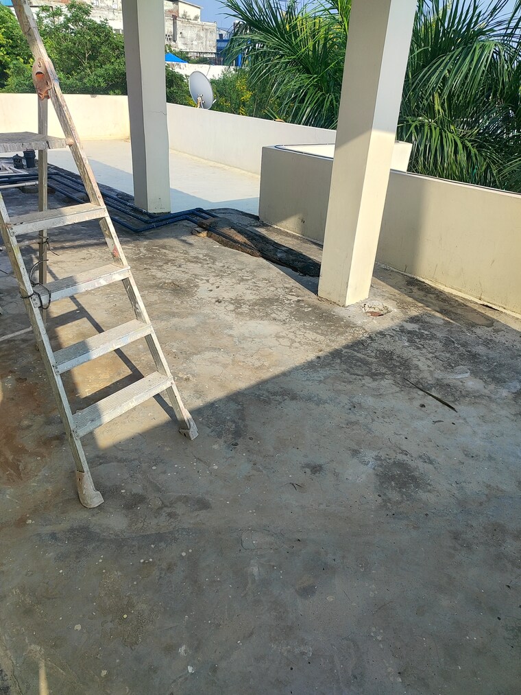 Balcony, rwa-apartments-sector-30 1 RK 460 Sq.Ft. Villa In Sector 30 Noida 9273153