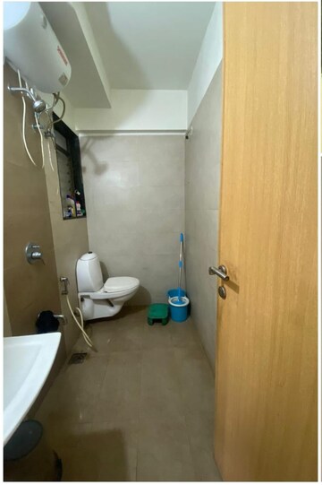 Master Bedroom in 2 BHK Apartment at Piramal Mahalaxmi Central Tower, Mahalaxmi – for Rent