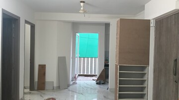 Room in 2.5 BHK Builder Floor at Smart World Gems, Sector 89 – for Rent