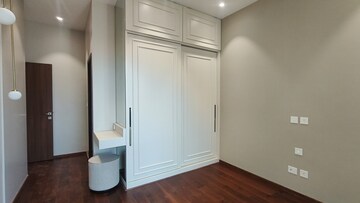 Master Bedroom in 2 BHK Apartment at Piramal Mahalaxmi, Mahalaxmi – for Rent