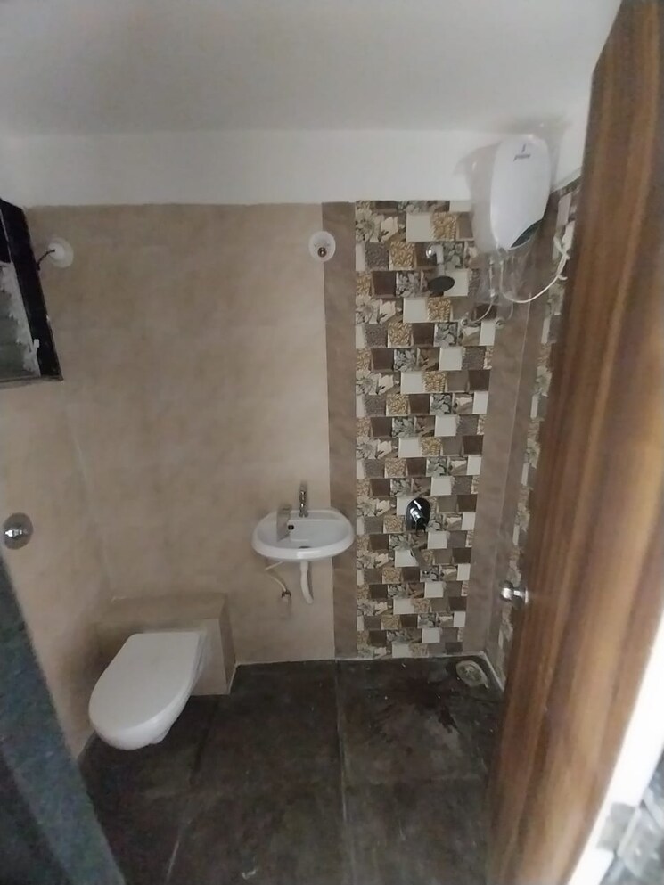 Bathroom, galaxy-greenwoods 2 Bedroom 1325 Sq.Ft. Apartment In Kharghar Navi Mumbai 9273190