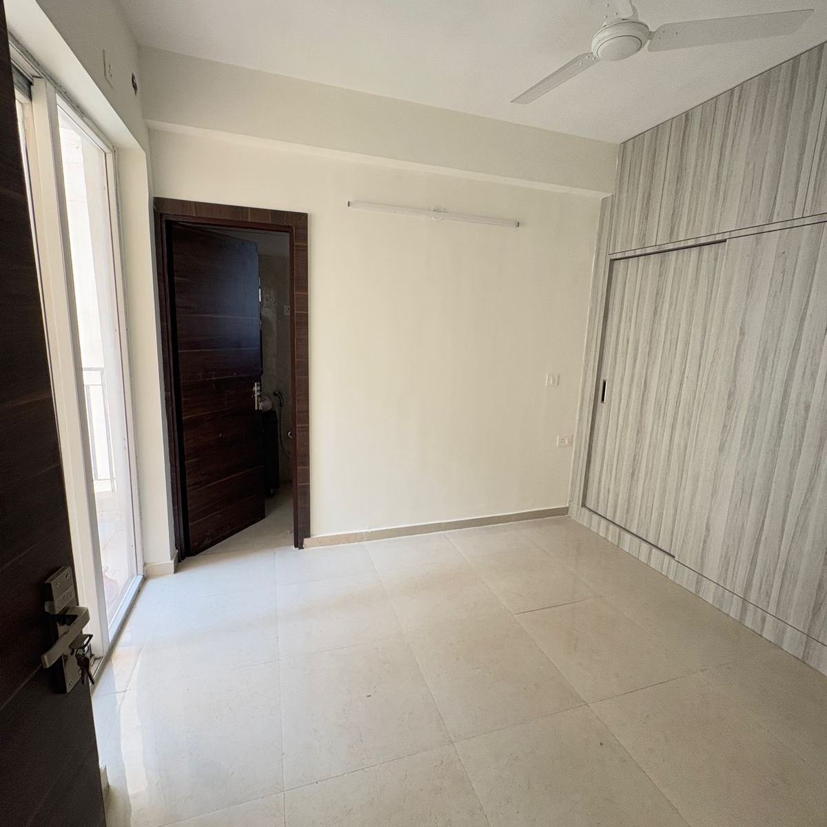 2 BHK Apartment For Rent in Signature The Millennia 2