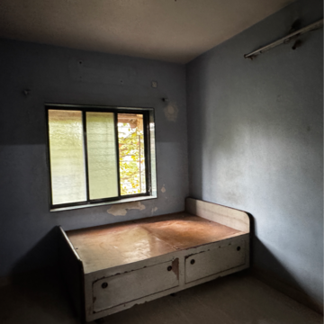Bedroom in 2 BHK Apartment at Dombivli East – for Rent