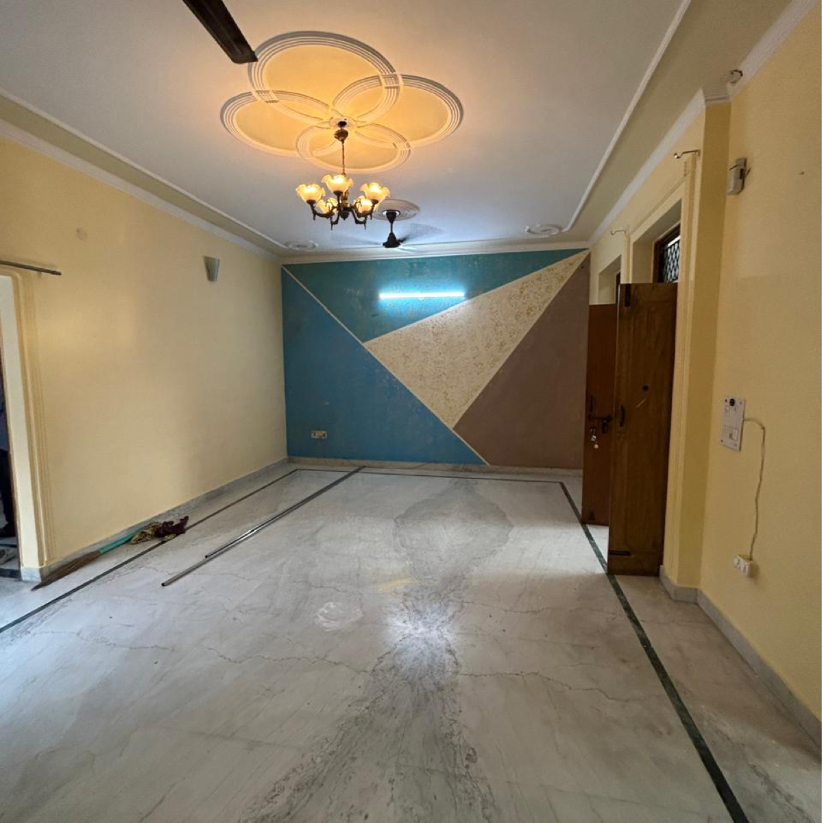 2.5 BHK Villa For Rent in Sector 21