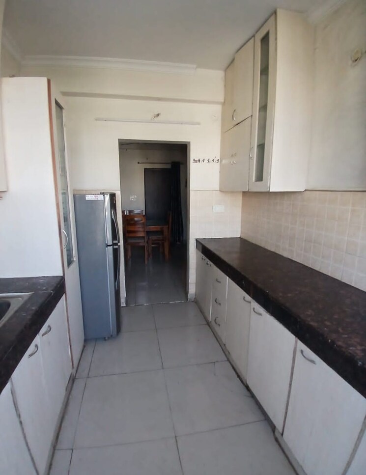 Kitchen, vip road 2 Bedroom 1250 Sq.Ft. Apartment In Vip Road Zirakpur 9273251