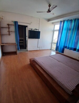 Bedroom in 2 BHK Apartment at Vip Road – for Rent