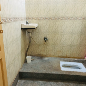 Bathroom in 2.5 BHK Villa at Sector 21 – for Rent