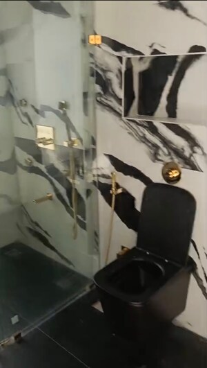 Team Area in 4 BHK Apartment at Raunak Viraj Tower , Pokhran Road No Two – for Rent