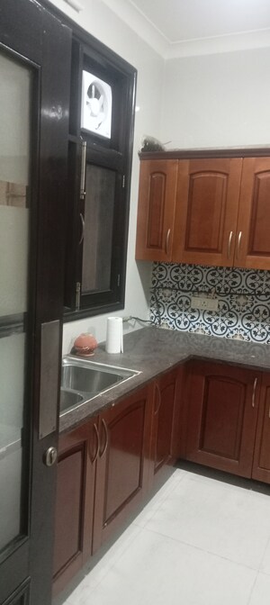 Bedroom in 4 BHK Builder Floor at South Extension ii – for Rent