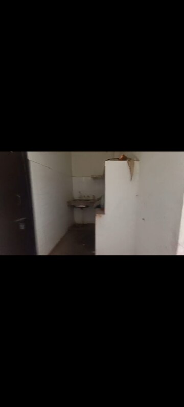 Room in 3 BHK Independent House at Sector 87 – for Sale