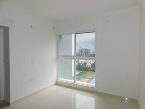 Room in 2 BHK Apartment at Godrej Park Retreat, Sarjapur Road – for Rent