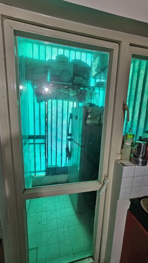 Furnished Amenities in 3 BHK Apartment at BPTP Park Elite Floor II, Sector 75 – for Sale