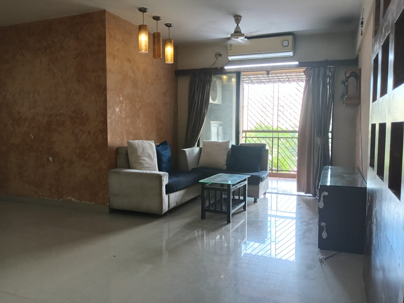 3 BHK + Extra Room 1500 Sq.Ft. Apartment in Tharwani Riviera