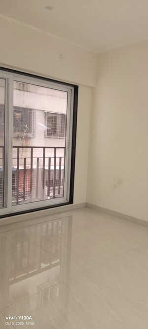 Room in 1 BHK Apartment at Terraform Dwarka, Ghatkopar East – for Rent