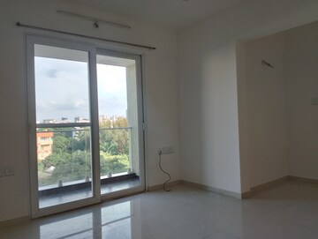 Room in 3 BHK Apartment at Legacy Aeon, Baner – for Rent