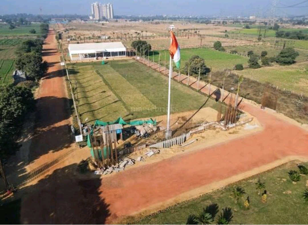 Plot For Sale in Vatika Express City Plots