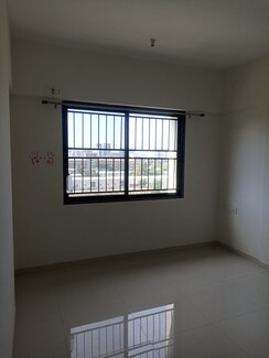 2 BHK Apartment For Sale in Kohinoor Sapphire 2