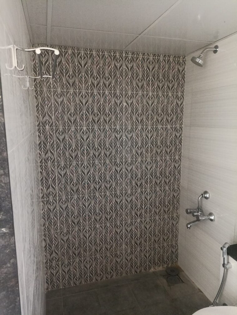 Bathroom, kohinoor-sapphire-2 2 Bedroom 720 Sq.Ft. Apartment In Tathawade Pune 9273719