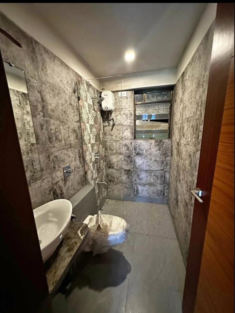 Bathroom, indralok-complex 2 Bedroom 725 Sq.Ft. Apartment In Mira Road Thane 9273730
