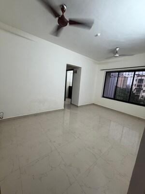 Room in 1 BHK Apartment at Vini Garden, Borivali West – for Sale