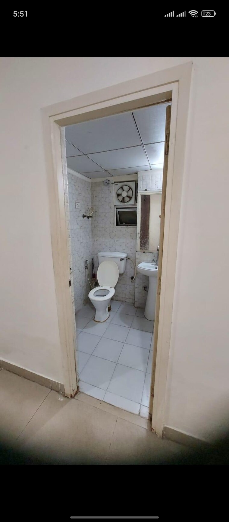 Bathroom, gaur-city-2-12th-avenue 2 Bedroom 635 Sq.Ft. Apartment In Sector 16c Greater Noida Greater Noida 9273765