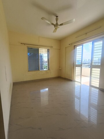 Room in 2 BHK Apartment at Vaishnavi Sahil Vighnesh, Wakad – for Rent