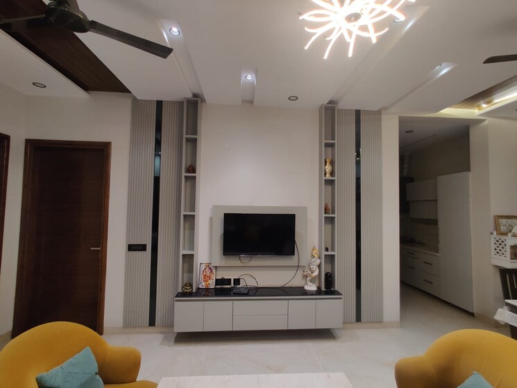 undefined, sector 16 2 Bedroom 2100 Sq.Ft. Independent House In Sector 16 Panchkula 9273799