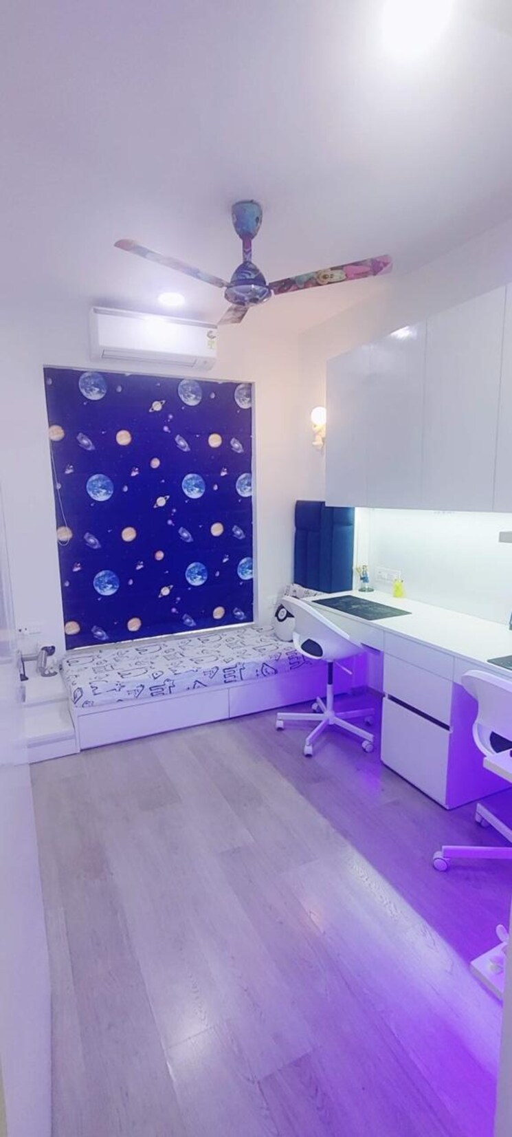 Team Area, hiranandani-astra 2 Bedroom 999 Sq.Ft. Apartment In Ghodbunder Road Thane 9273794