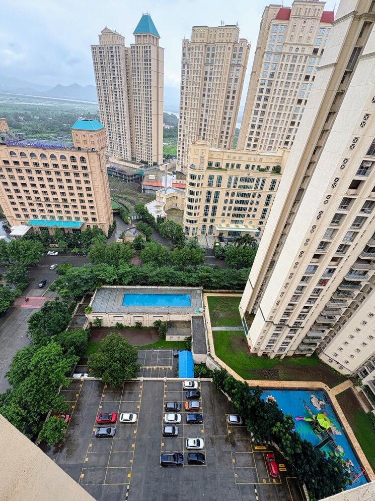 Exterior View, hiranandani-astra 2 Bedroom 999 Sq.Ft. Apartment In Ghodbunder Road Thane 9273794