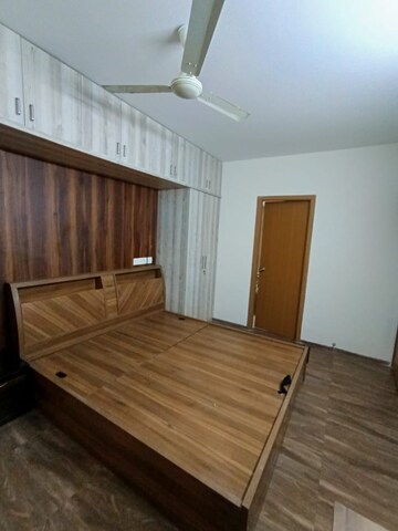 Room in 2 BHK Apartment at Arvind Skylands, Jakkuru – for Rent