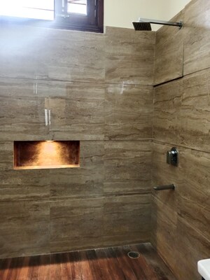 Bathroom in 2.5 BHK Builder Floor at Sector 18 – for Rent