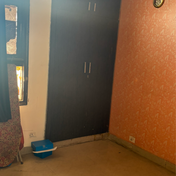 Room in 2 BHK Apartment at SRS Residency, Sector 88 – for Rent
