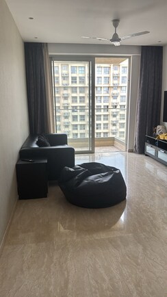 2 BHK + Extra Room Apartment For Sale in Hiranandani Castle Rock